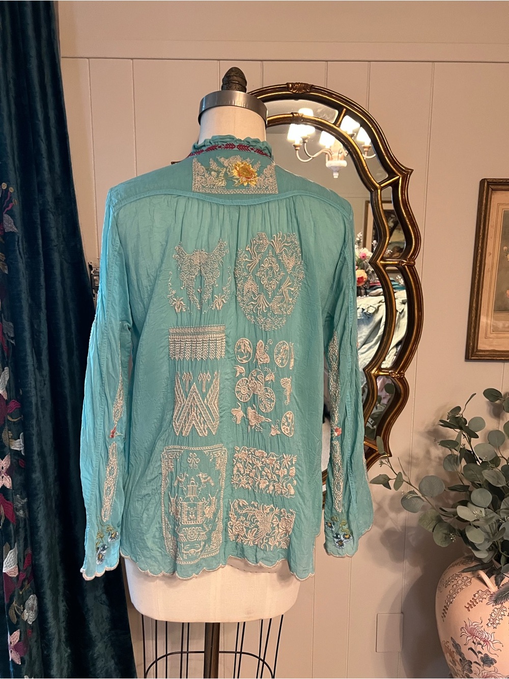 Johnny Was Embroidered silk Turquoise Floral Button-Front Women's Top - Picture 8 of 16